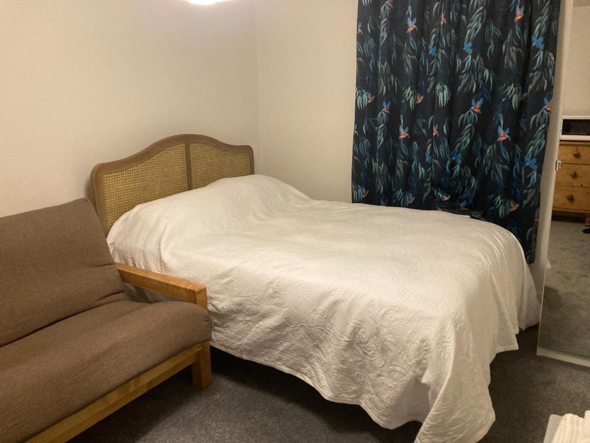 Beautiful 1-Bed Studio In Londra Dış mekan fotoğraf