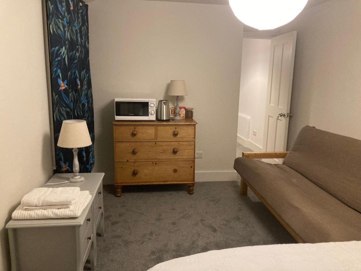 Beautiful 1-Bed Studio In Londra Dış mekan fotoğraf